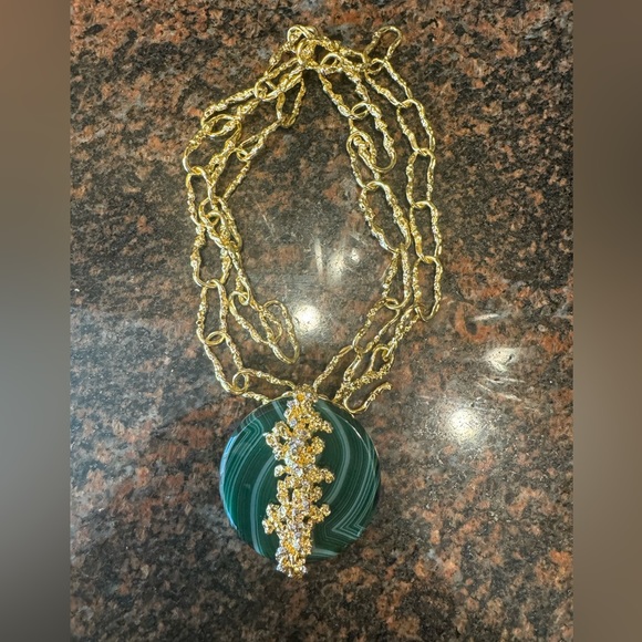 Alexis Bittar
Brut Link Large Stone Disc Pendant Necklace, Green Agate - Picture 3 of 7